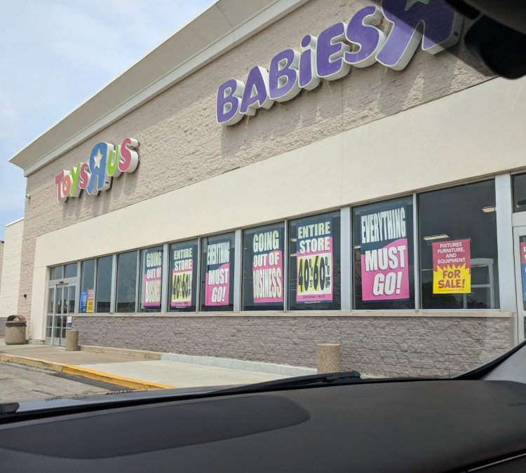 Toys"R"Us (Champaign,&nbspIL)